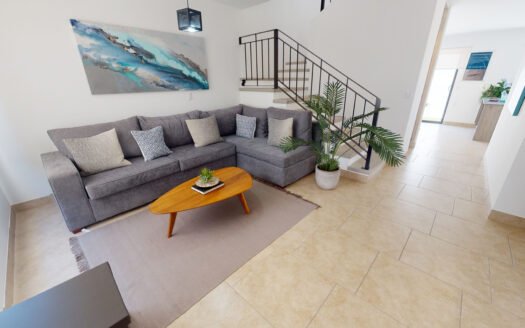 El Refugio – Torre de Piedra Bugambilias – Casa Caliza