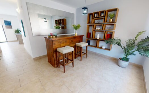 El Refugio – Torre de Piedra Bugambilias – Casa Caliza