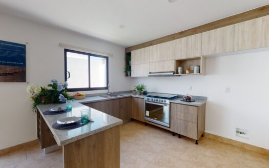 El Refugio – Torre de Piedra Bugambilias – Casa Caliza