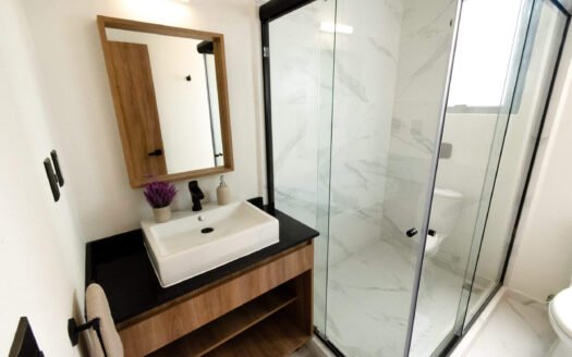 Cosmopol – Recinto