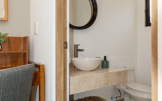 El Refugio- Torre de Piedra Jacarandas